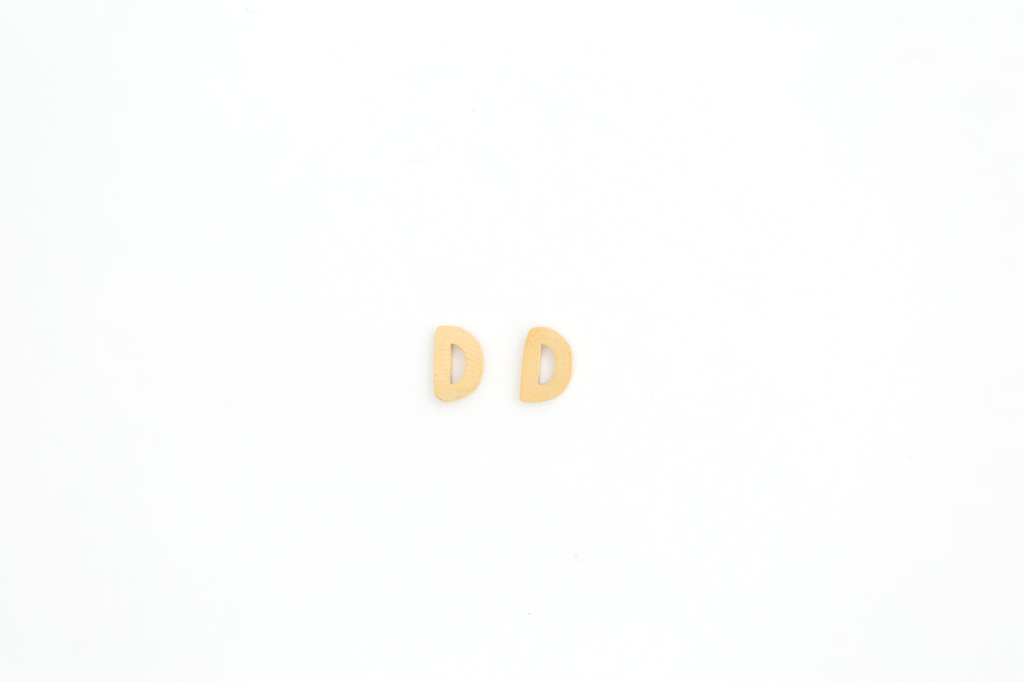 Initial (Single) (4167582416995)