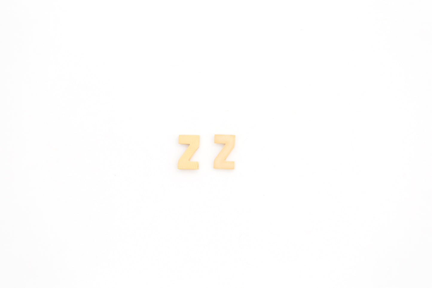 Initial (Single) (4167582416995)